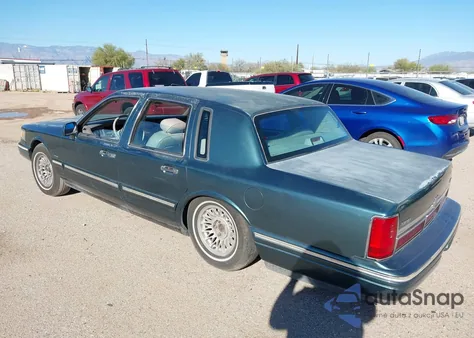 1996 Lincoln Town Car Executive from USA, damaged, VIN 1LNLM81W6TY722447
